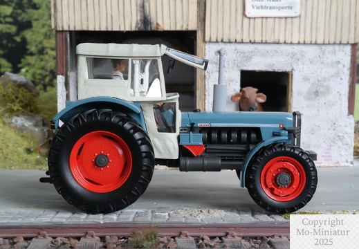 1zu32 Eicher Wotan II blau 4 08120284