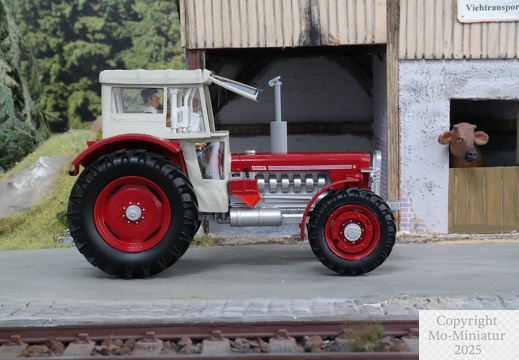 1zu32 Eicher Wotan II rot 4 08090247