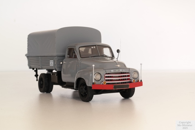 MoMi 1zu32 Opel Blitz_1_High.jpg