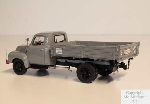 MoMi 1zu32 Opel Blitz 4 High