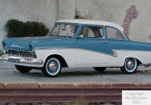 P2 02 Frontscheibe krumm