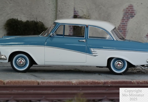 P2 03 Fensterrahmen falsches Blau