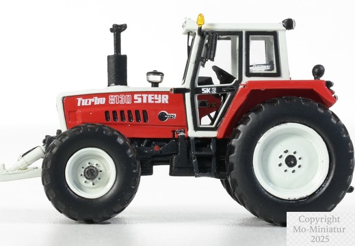 Steyr 8130 mit Fronthydraulik - 2